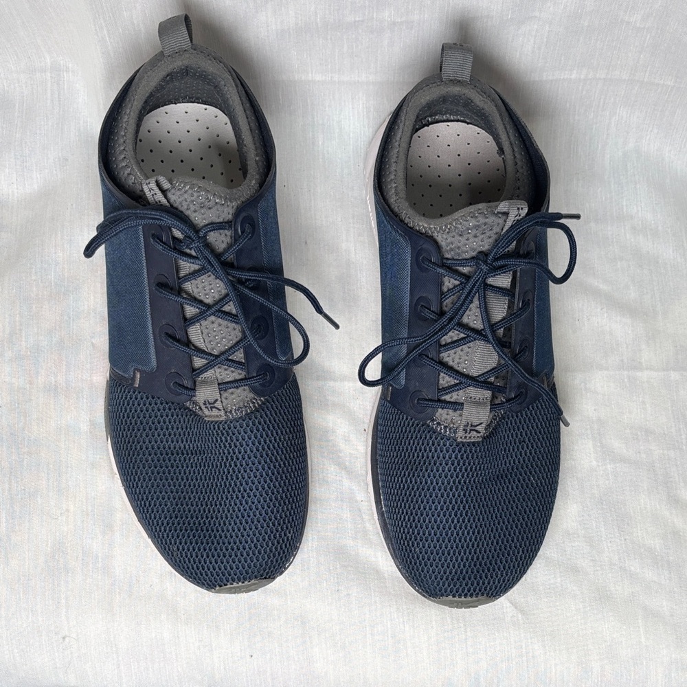 KURU Navy and Gray Athletic Sneakers